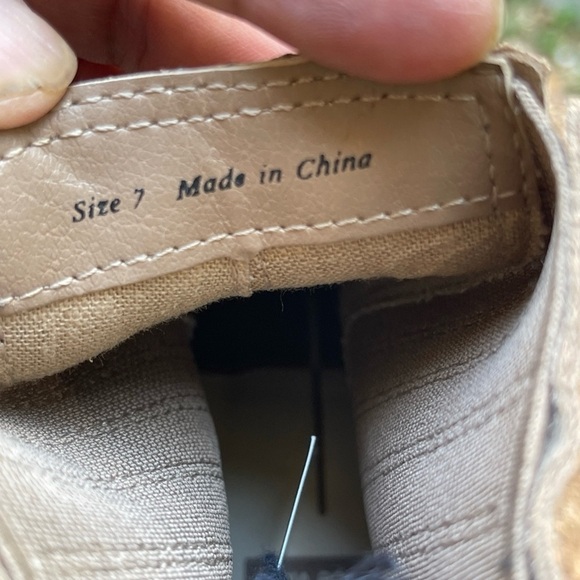 Dolce Vita Women's Tan Ankle Boots Size 7 - Picture 16 of 16